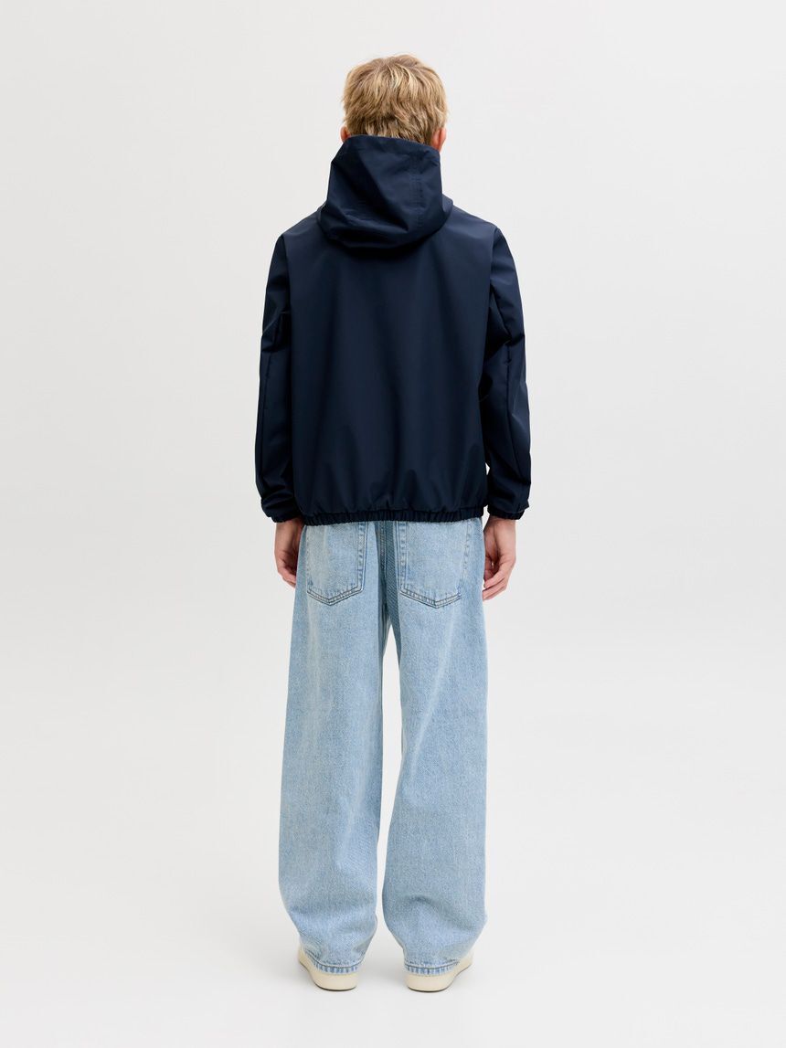 Parka - Image 2