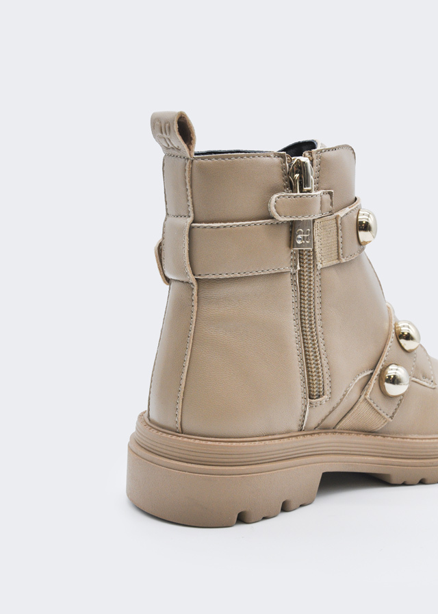 Bota - Image 5